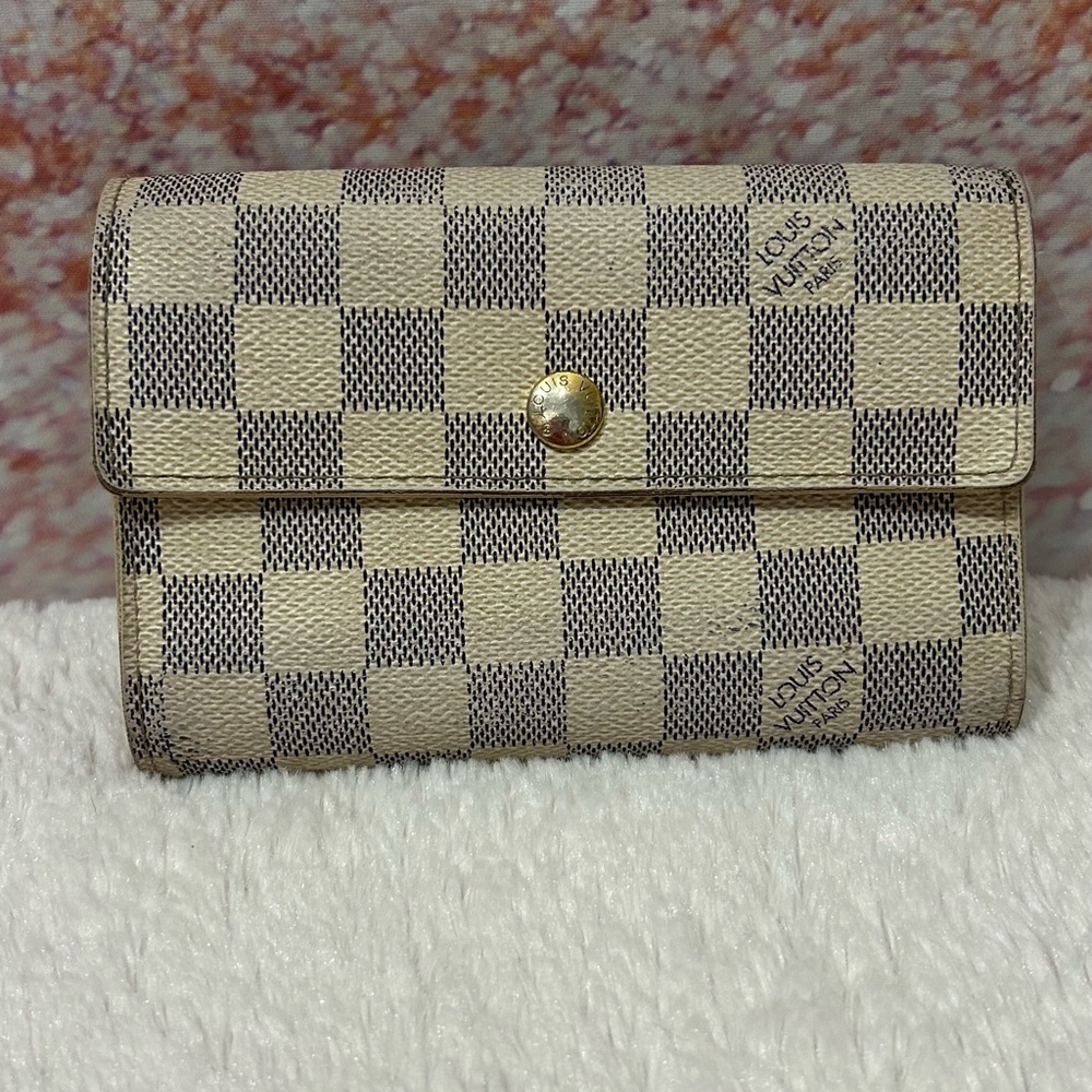 Louis Vuitton Damier Azur Canvas Alexandra Wallet